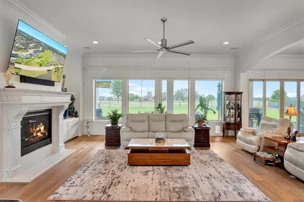 2012 Spieth Street, Granbury, TX 76048