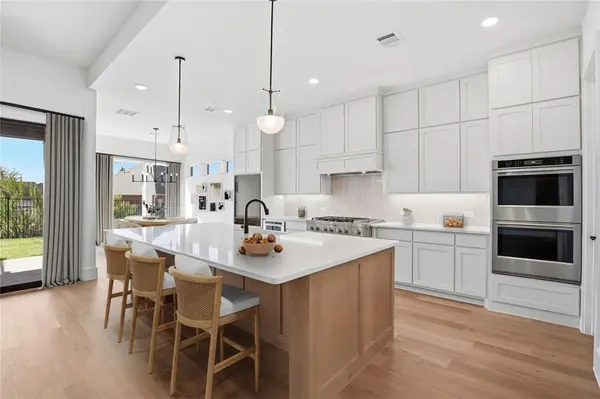 8420 Livi Street, North Richland Hills, TX 76128