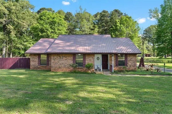 428 Shady Wood Lane, Haughton, LA 71037