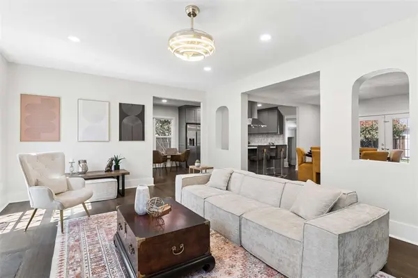 4516 Fairway Avenue, Highland Park, TX 75219