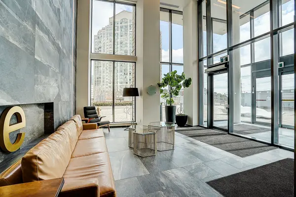 20 Thomas Riley RD #308, Toronto W08, ON M9B 0C3