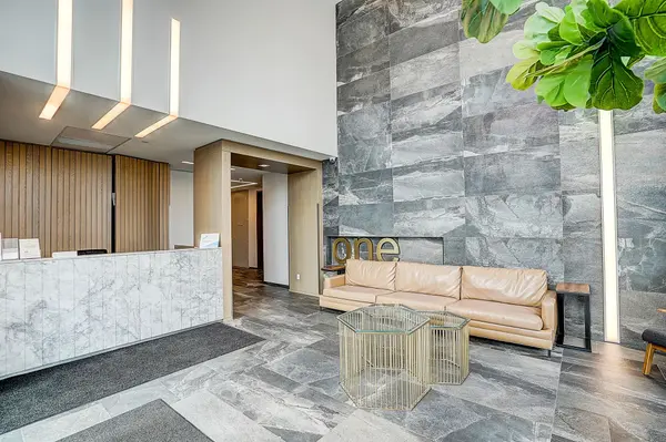 20 Thomas Riley RD #308, Toronto W08, ON M9B 0C3