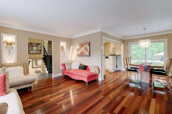 193 Pine Cove RD, Burlington, ON L7N 1W1