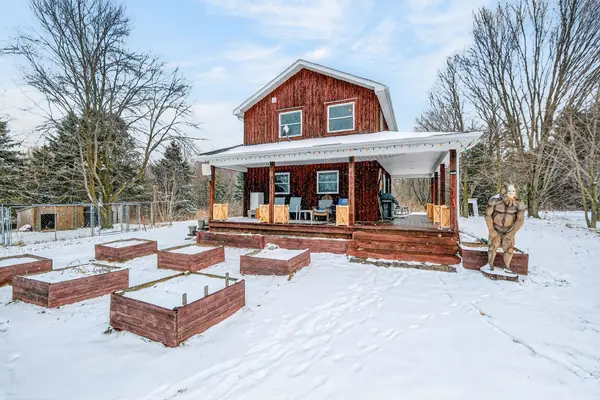 678 Rte 400 E Route, The Nation, ON K0A 1M0