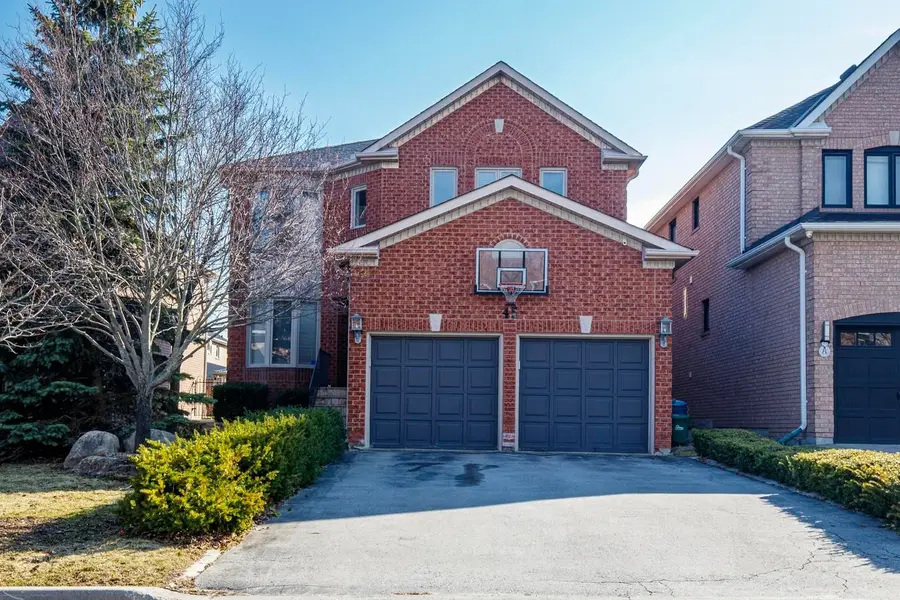45 Cedar Springs DR, Richmond Hill, ON L4S 2B1