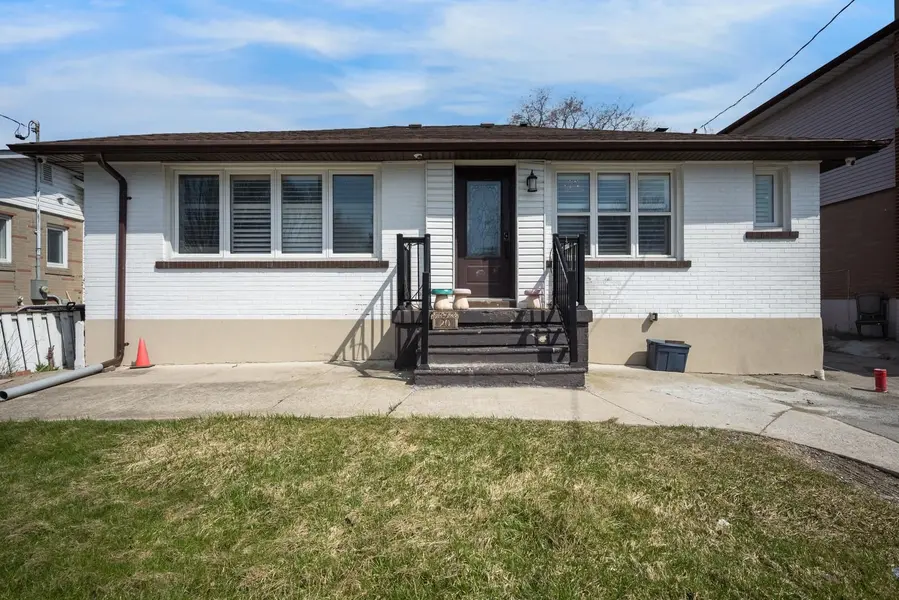 20 N Alarton ST, Mississauga, ON L4T 1J8