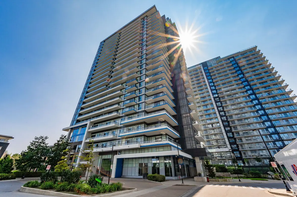 2560 Eglinton AVE W #2104, Mississauga, ON L5M 0Y3