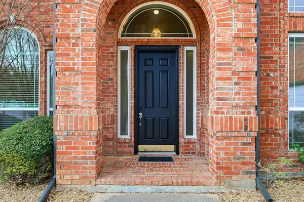 3324 Lexington Avenue, Grapevine, TX 76051