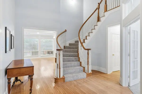 3324 Lexington Avenue, Grapevine, TX 76051