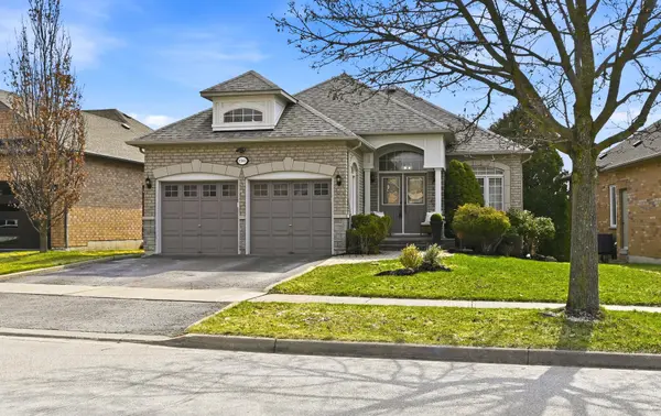 2361 Southcott RD, Pickering, ON L1X 2T3