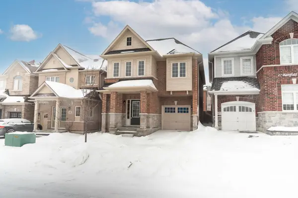 39 Barnfield CRES, Ajax, ON L1Z 0T3