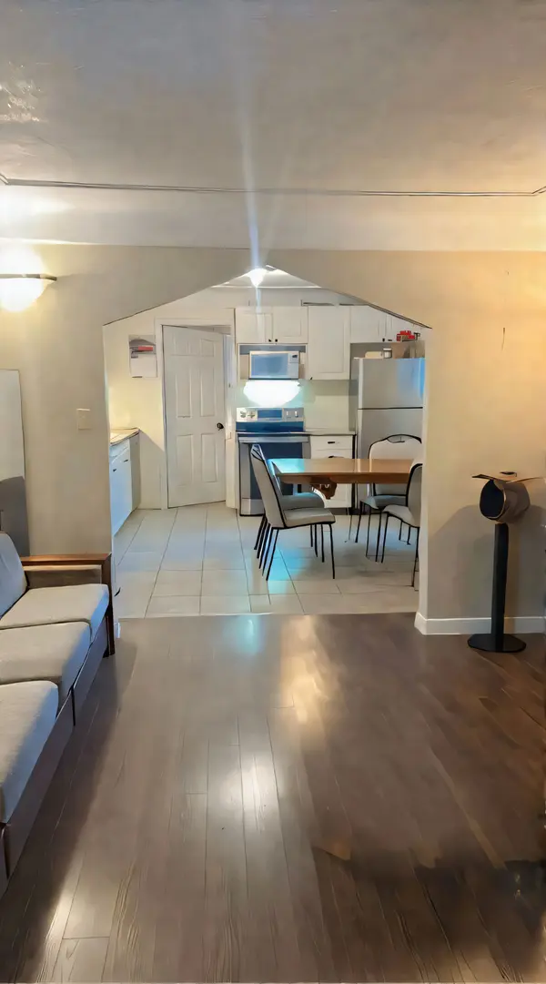 13 Moir ST, London North, ON N6H 1H7