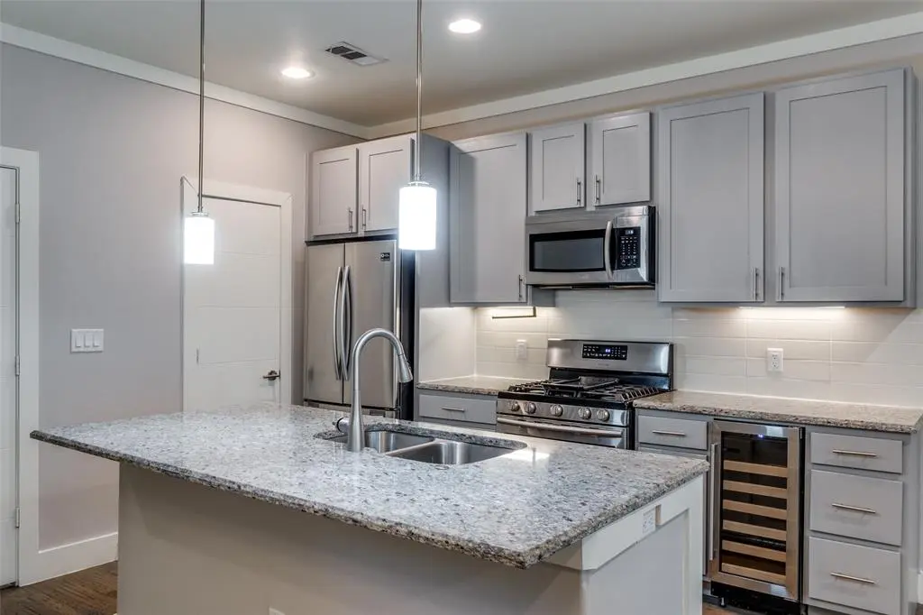 4316 Hartford Street #18, Dallas, TX 75219