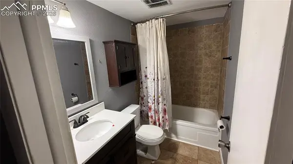 4275 N Carefree CIR #A, Colorado Springs, CO 80917