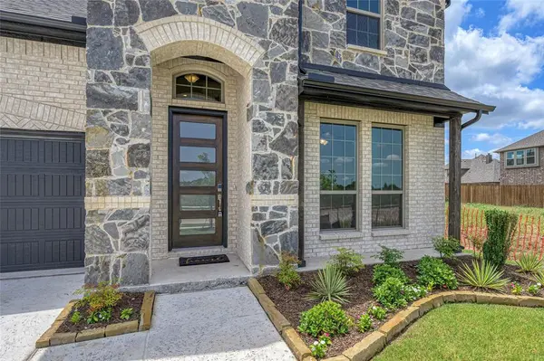 2129 Stone River Boulevard, Royse City, TX 75789