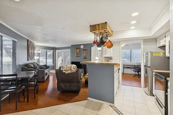 2300 Balsam Drive #G105, Arlington, TX 76006