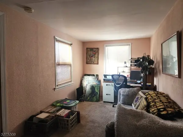 24 Roseland Ave, Wanaque Boro, NJ 07420