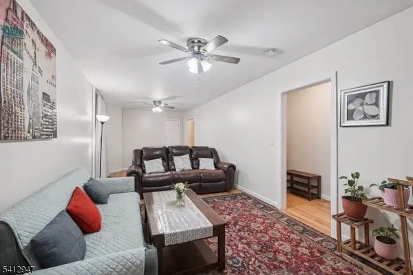 20 Concord St, Jersey City, NJ 07306