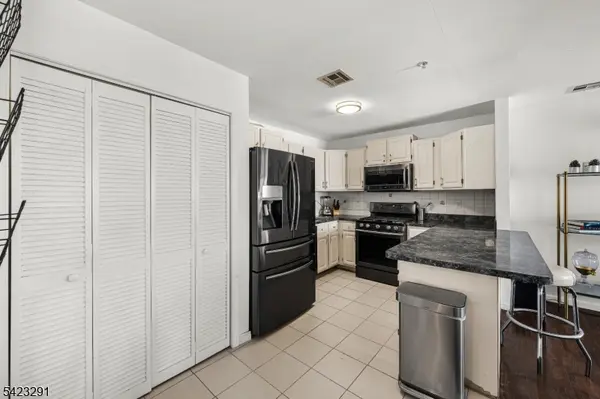 84 Union St #C3, Newark City, NJ 07105