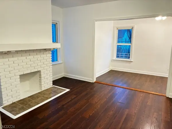 73 Wolcott Ter, Newark City, NJ 07112