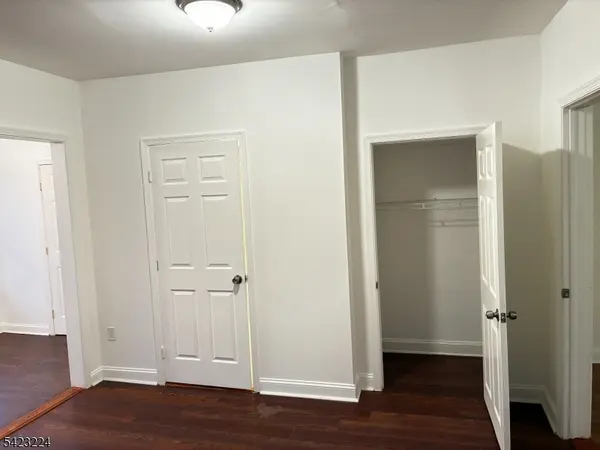 73 Wolcott Ter, Newark City, NJ 07112