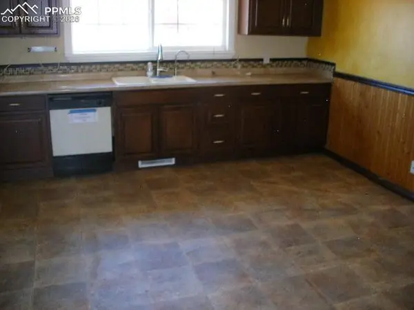 1209 Rosemont DR, Colorado Springs, CO 80911