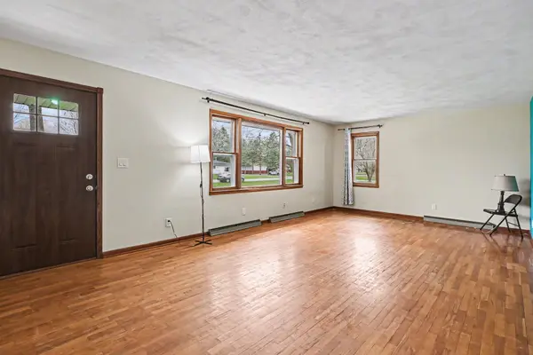 2431 Lilac AVE, Howard Twp, MI 49120