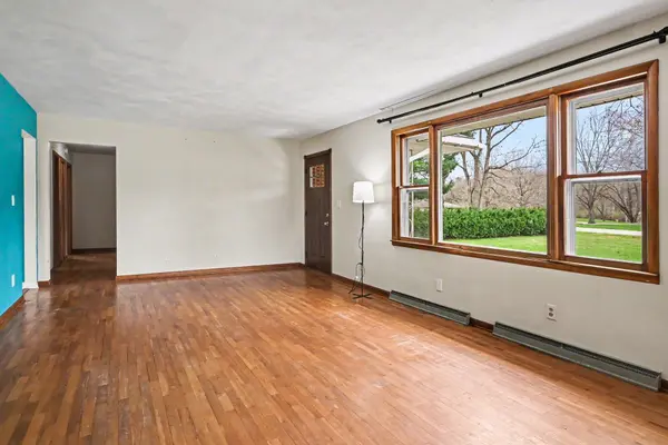 2431 Lilac AVE, Howard Twp, MI 49120