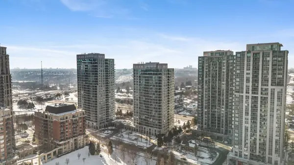 30 Harrison Garden BLVD #1605, Toronto C14, ON M2N 7A9