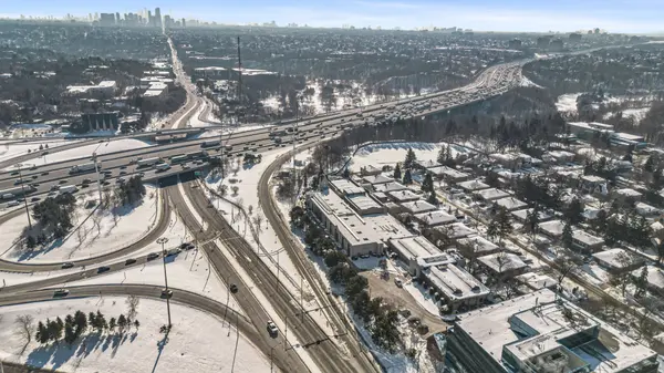 30 Harrison Garden BLVD #1605, Toronto C14, ON M2N 7A9