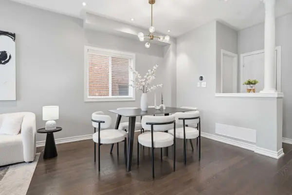 72 Dovetail DR, Richmond Hill, ON L4E 5A7