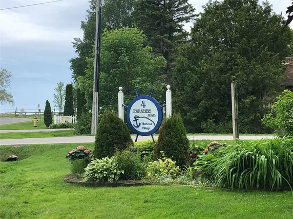 4 Paradise BLVD #Unit 4, Ramara, ON L0K 1B0