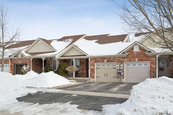 75 Doctor Moore CT, Halton Hills, ON L7J 3A6