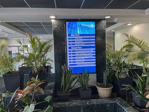 466 Speers RD #202, Oakville, ON L6K 3W9