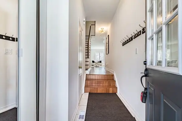 5530 Glen Erin DR #28, Mississauga, ON L5M 6E8