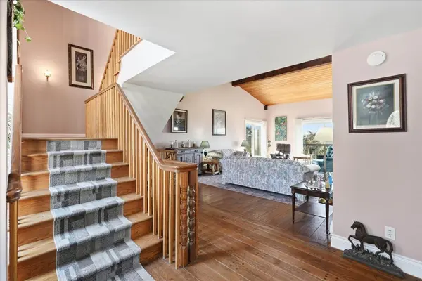 401 Hearns RD, Quinte West, ON K0K 2C0