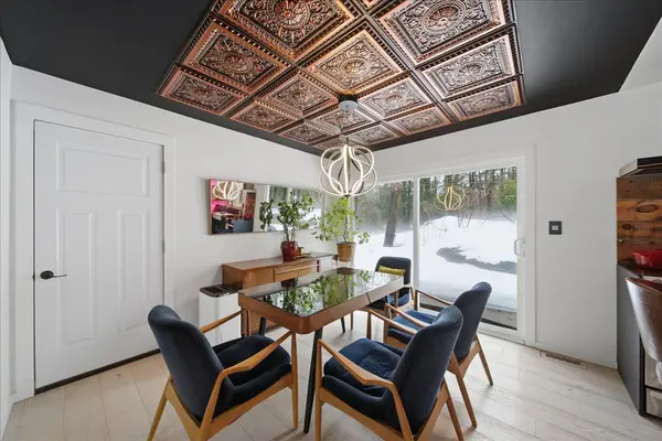 1460 Peterson RD, Bracebridge, ON P1L 1X1