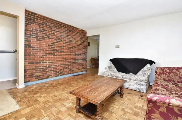 960 Meadowlands DR, Mooneys Bay - Carleton Heights And Area, ON K2C 0K3