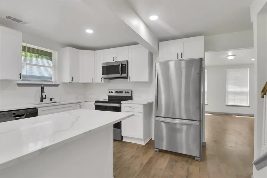 411 Euclid Street, Cleburne, TX 76033