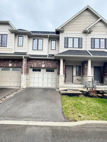 114 Dunrobin LN, Grimsby, ON L3M 0H4