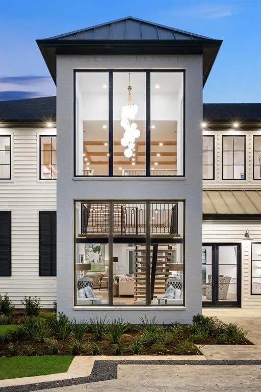 102 Augusta Drive, Mabank, TX 75156