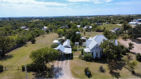 700 W Leslie Street, Hamilton, TX 76531