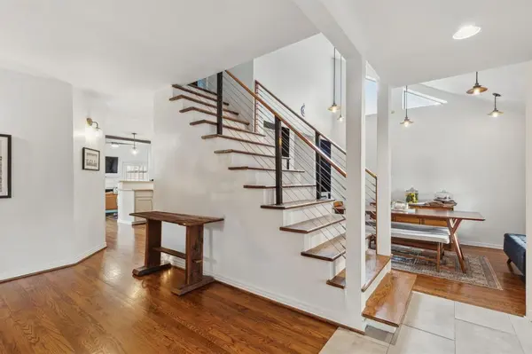 9427 Hobart Street, Dallas, TX 75218