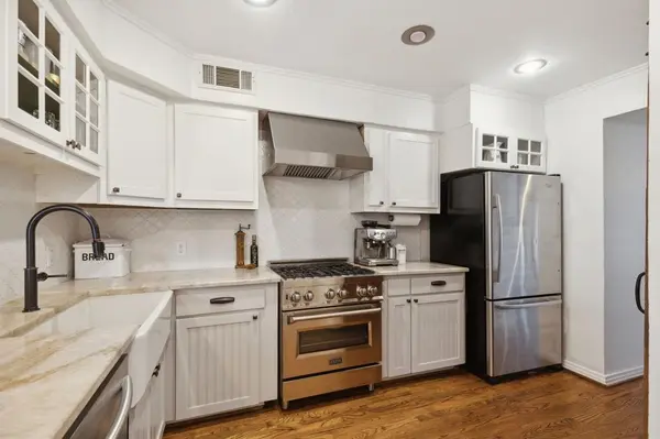 9427 Hobart Street, Dallas, TX 75218