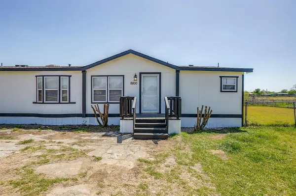 8800 Kelly Lane, Alvarado, TX 76009