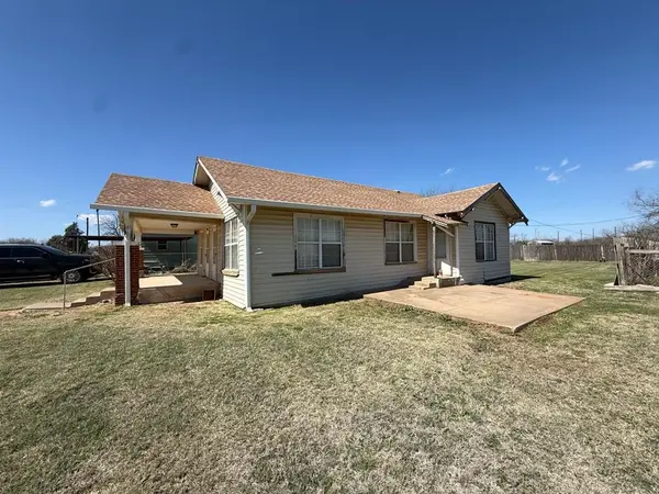 618 12th, Anson, TX 79501