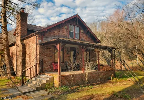 69 Kostenbader Rd, Hope Twp., NJ 07825