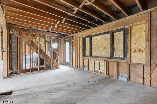 1155 Ringwood Ave, Pompton Lakes Boro, NJ 07442