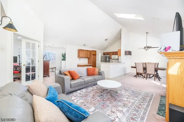 5 Bramble Ct, Hardyston Twp., NJ 07419