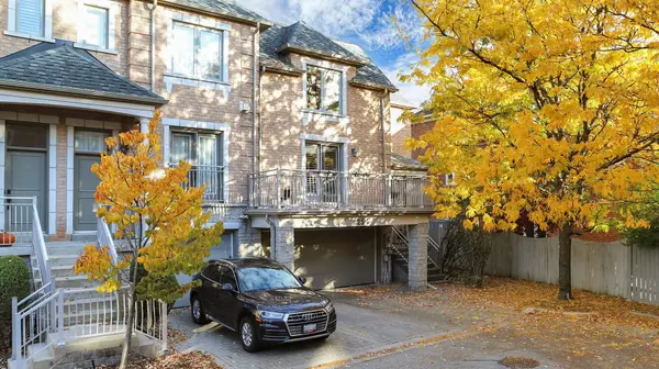 9133 Bayview AVE #TH25, Richmond Hill, ON L4B 4C5